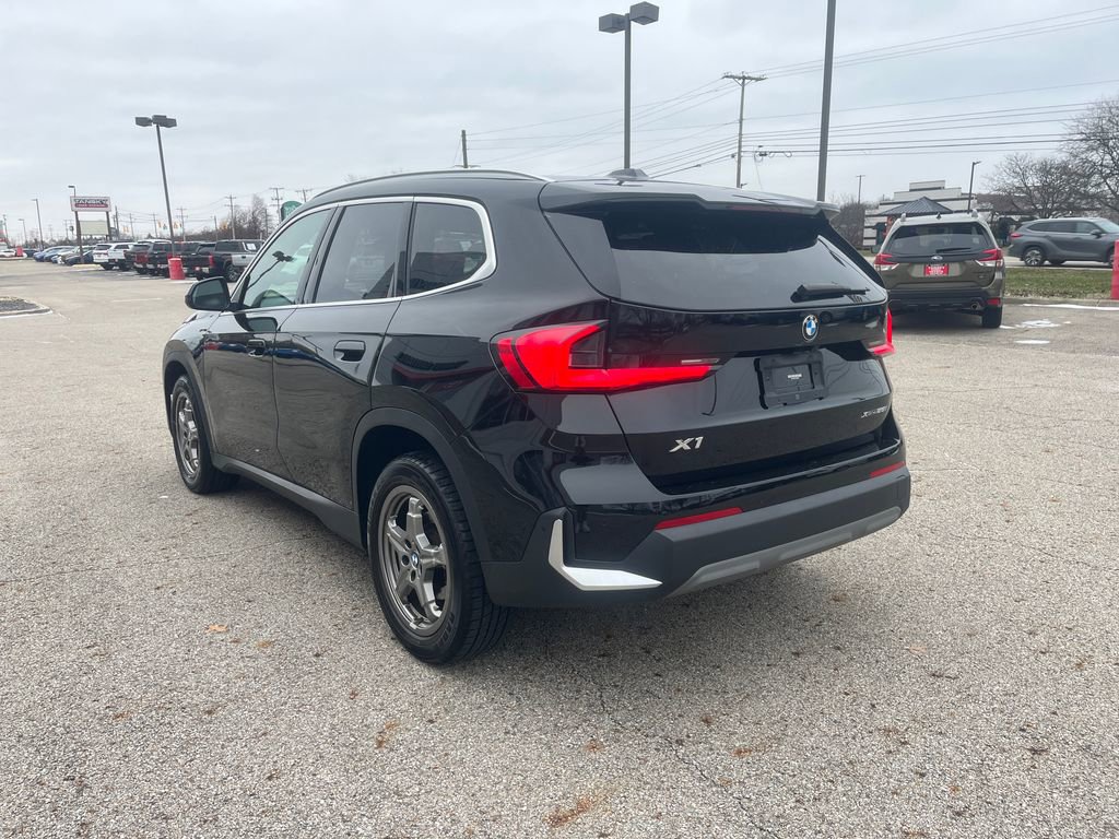 Used 2023 BMW X1 xDrive28i image 3