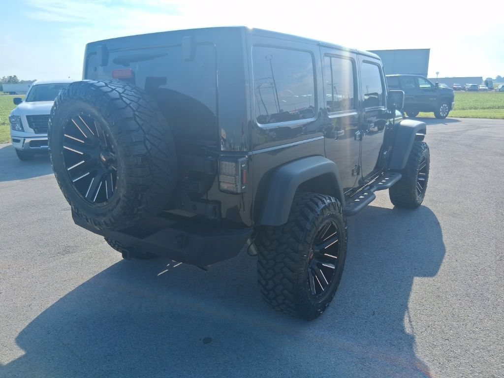 Used 2017 Jeep Wrangler Unlimited Sport AWD/4WD image 9