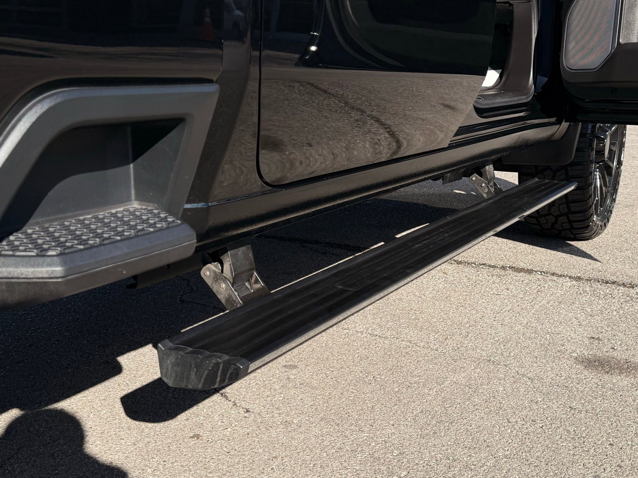 Used 2025 GMC Sierra 2500 Denali Ultimate image 21