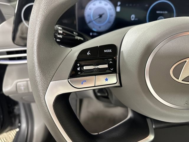 Certified 2024 Hyundai Elantra SEL image 15