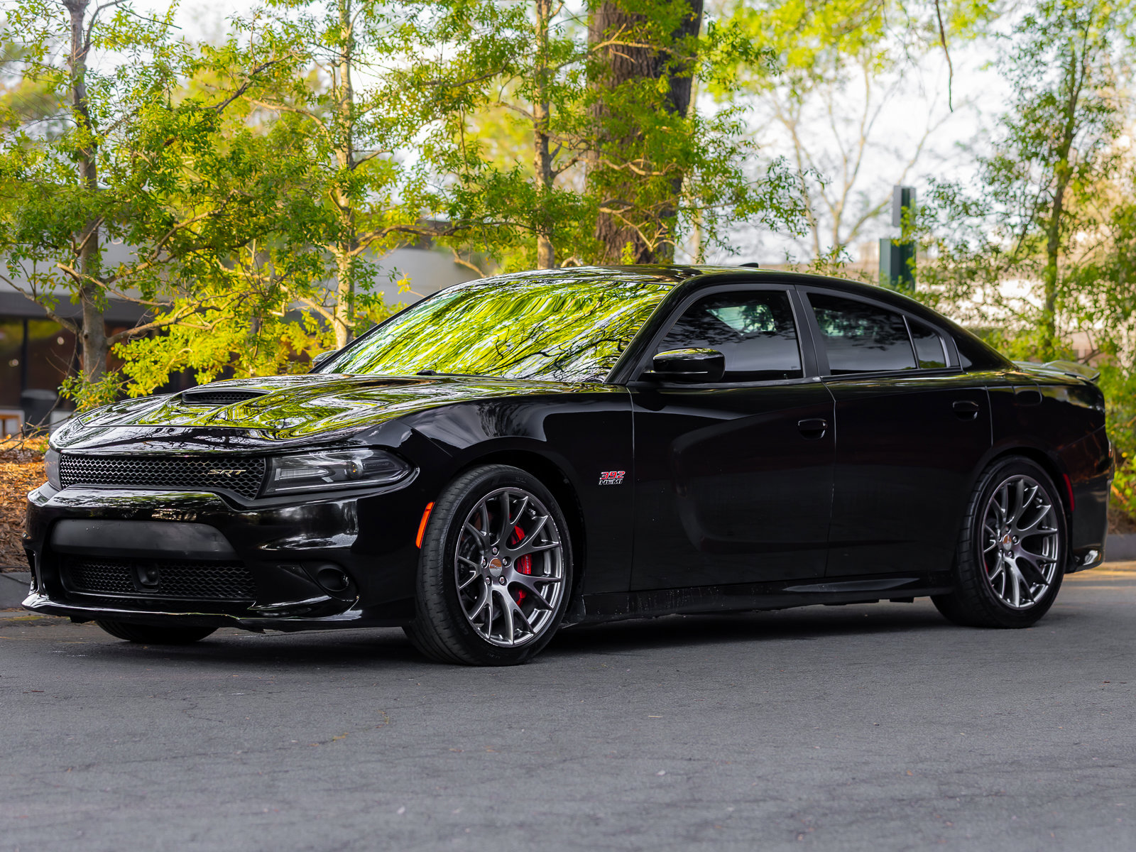 Used 2016 Dodge Charger SRT w/ Harman/Kardon Audio Group image 50