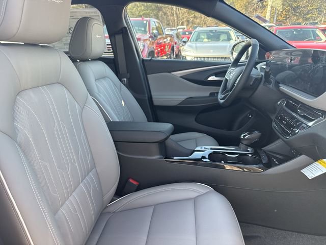 New 2026 Buick Envista Avenir image 24