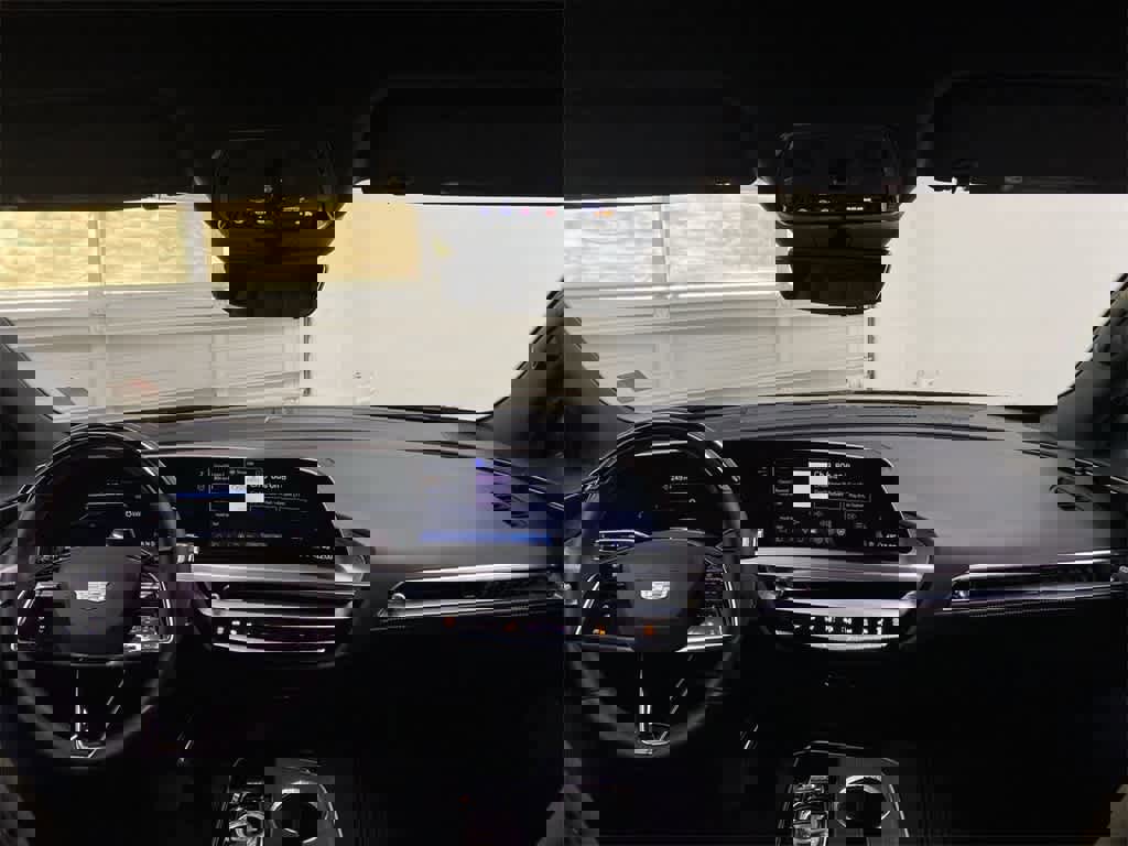 Certified 2025 Cadillac Lyriq Luxury w/ LPO, Floor Liner Package image 13