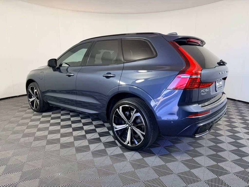 Used 2025 Volvo XC60 T8 Ultra w/ Protection Package Premier image 8