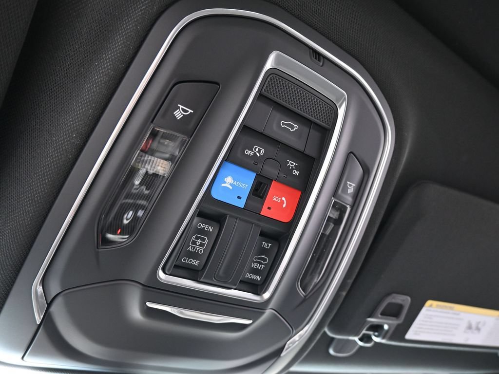 New 2026 Jeep Grand Cherokee Laredo X RWD image 20