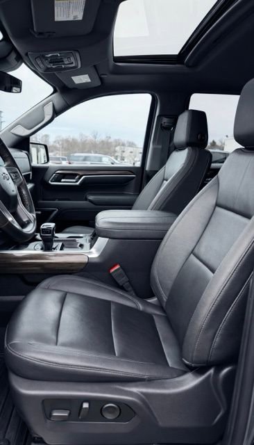 Used 2025 Chevrolet Silverado 1500 RST w/ Convenience Package II image 13