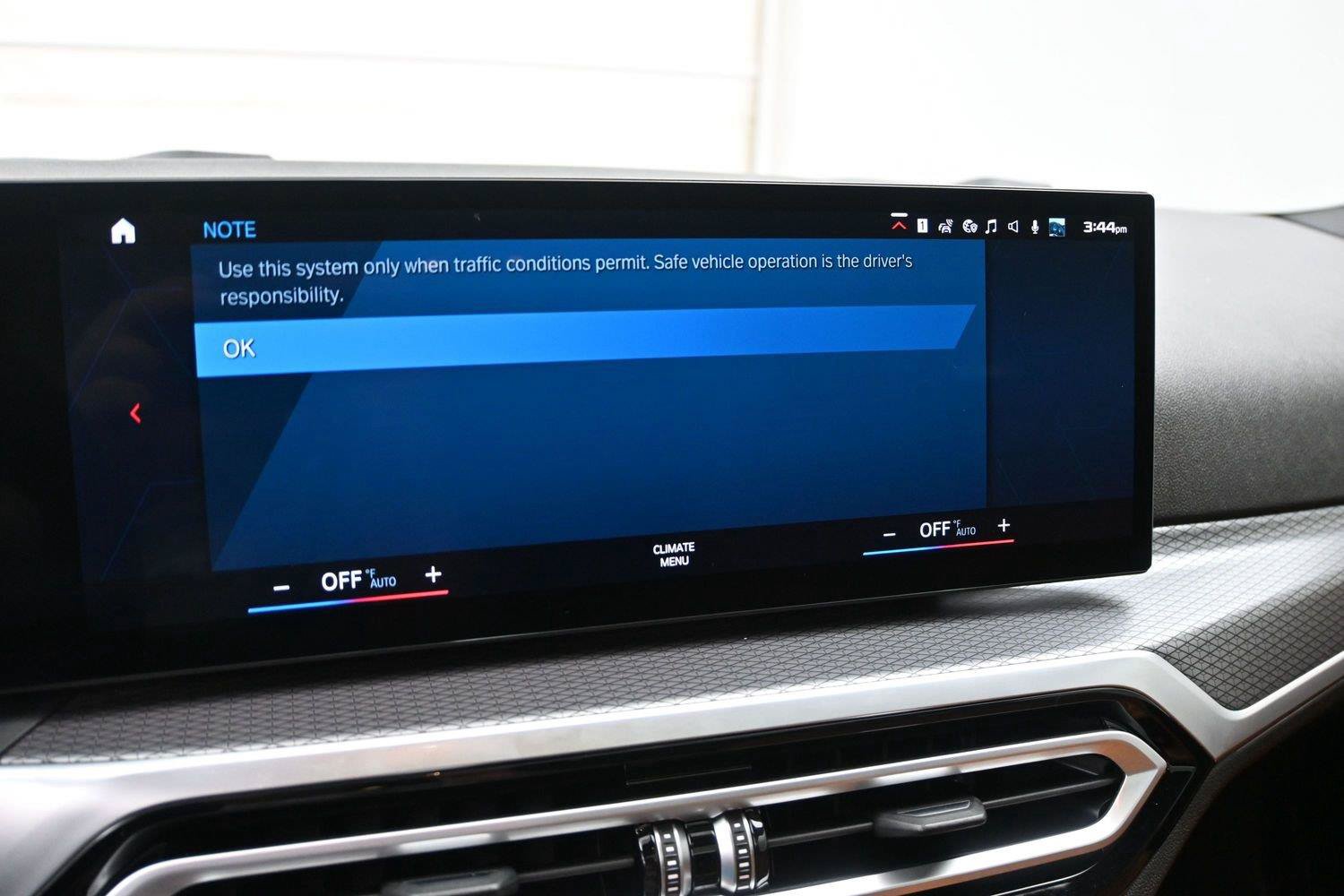 Used 2023 BMW M2 RWD image 4