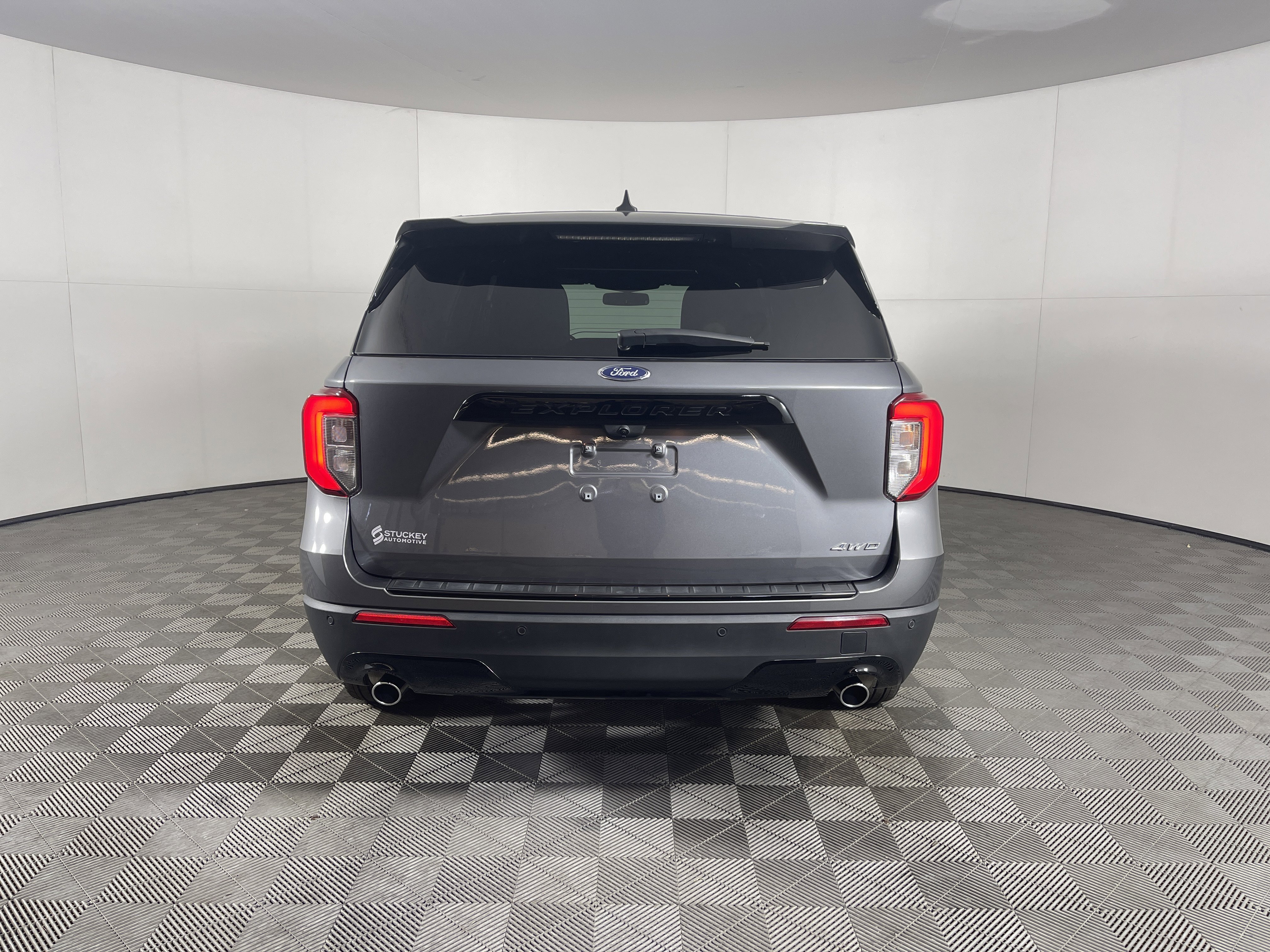 Used 2022 Ford Explorer ST-Line image 4
