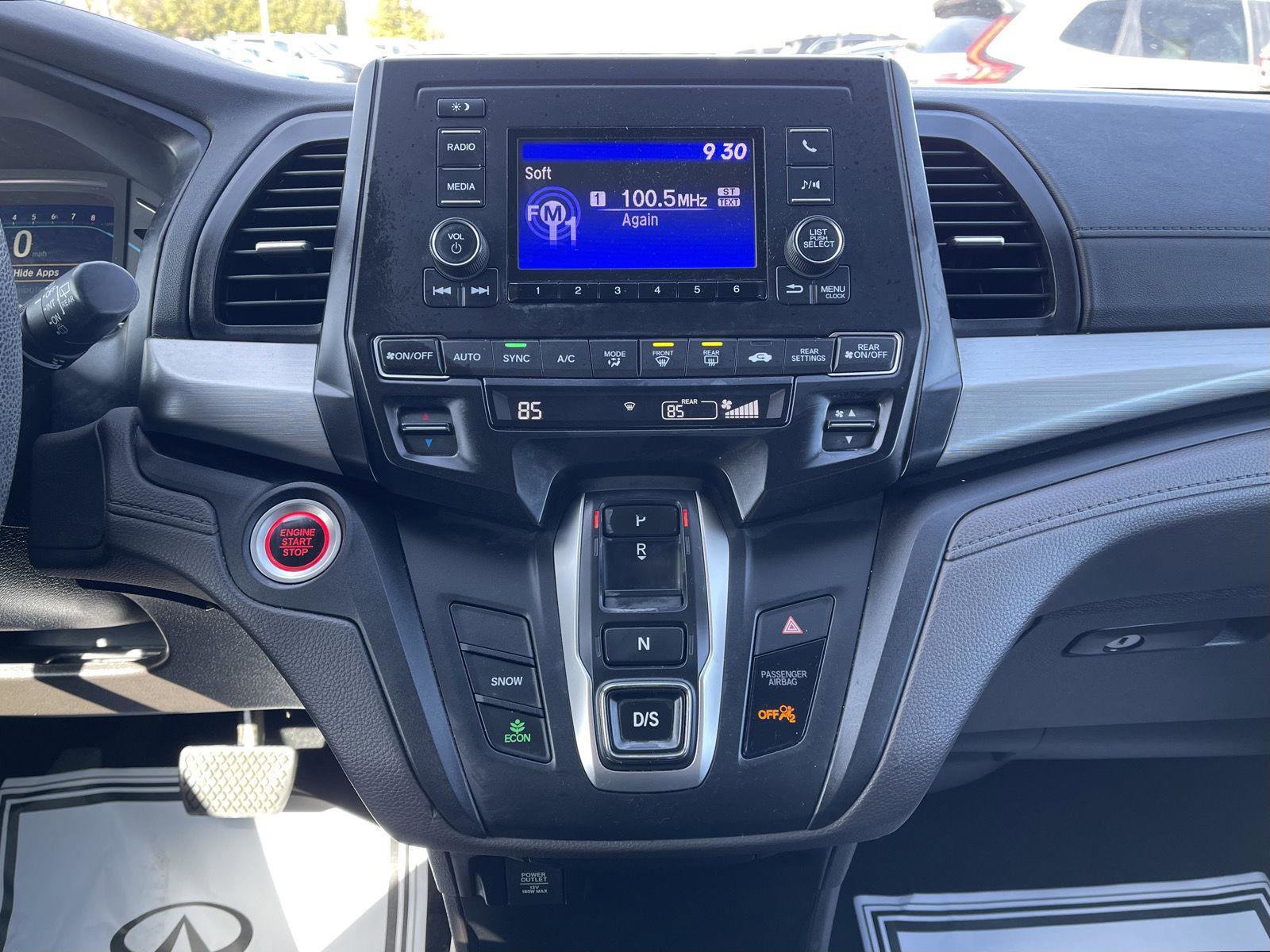 Used 2018 Honda Odyssey LX image 9