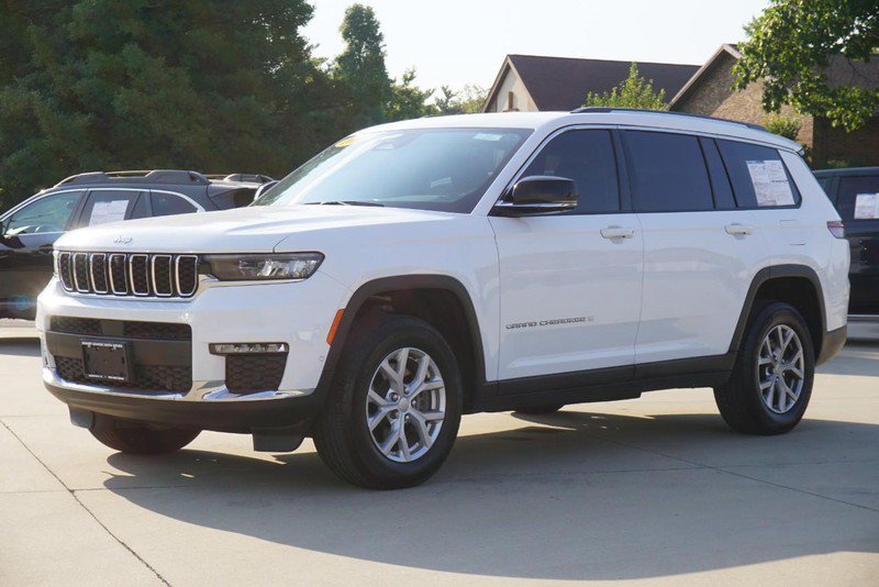 Used 2023 Jeep Grand Cherokee L Limited w/ Luxury Tech Group II AWD/4WD image 7