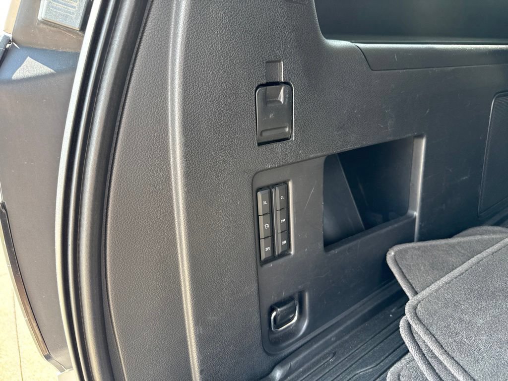 Used 2018 Ford Expedition Max Platinum AWD/4WD image 59