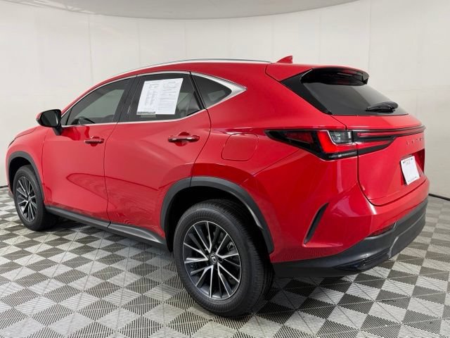 Used 2023 Lexus NX 250 FWD w/ Towing Package (2000 Lbs) image 4