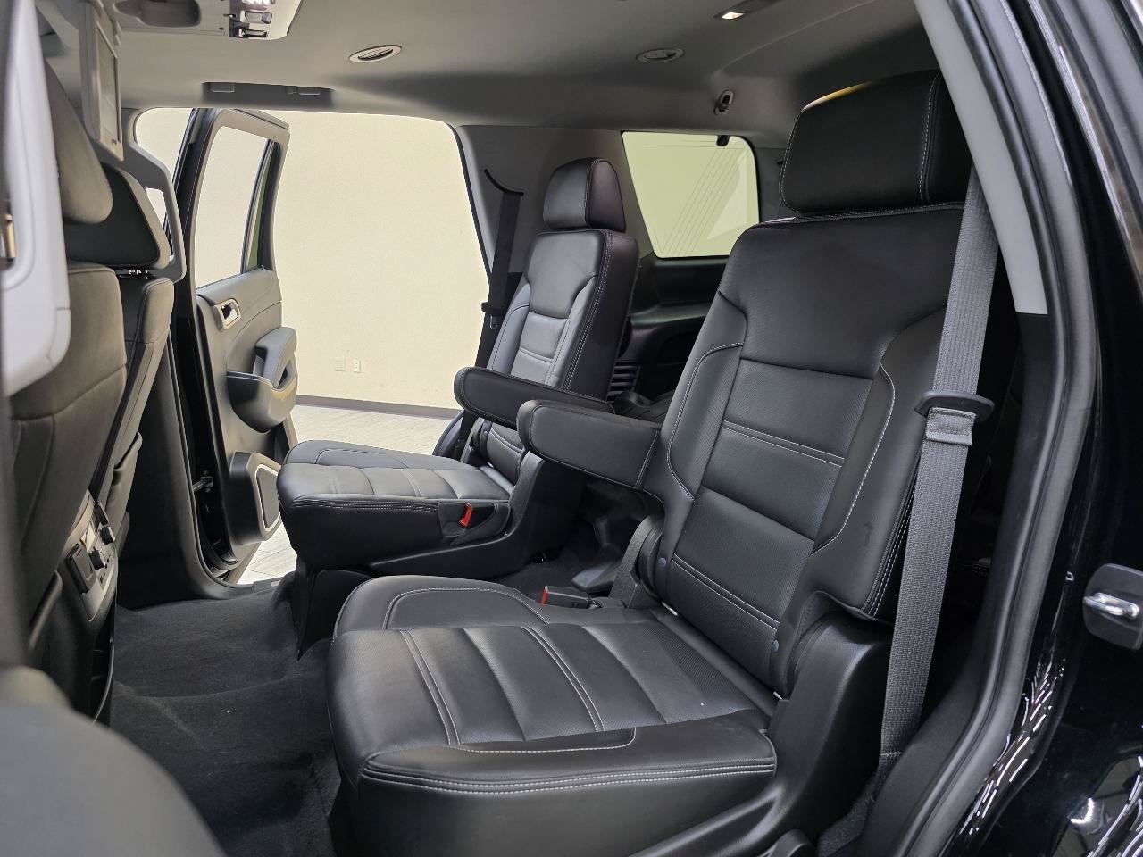 Used 2019 GMC Yukon Denali w/ Open Road Package AWD/4WD image 24