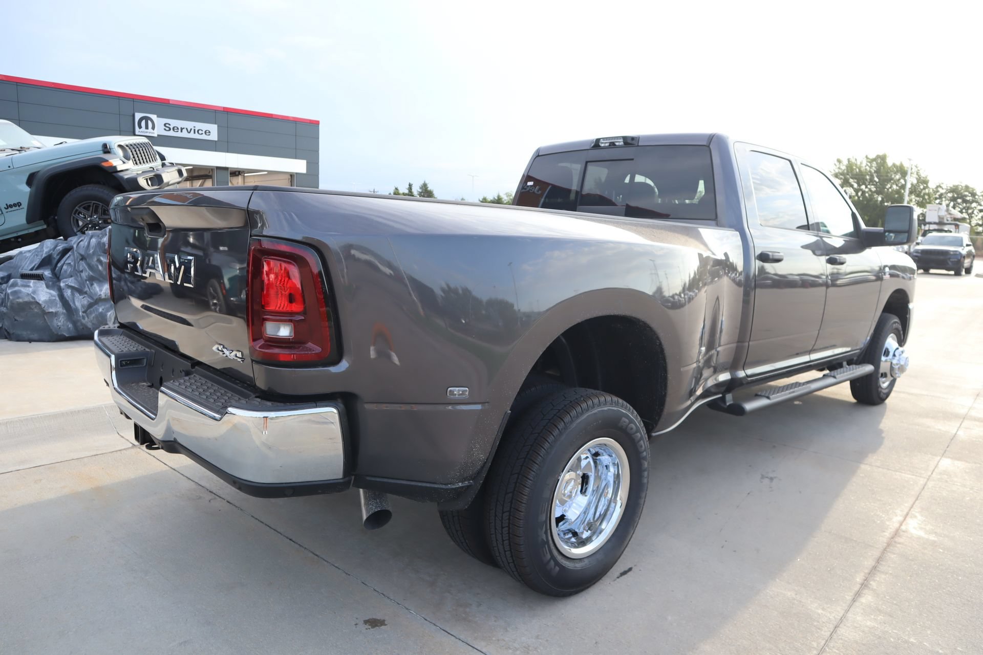 New 2026 RAM 3500 Tradesman AWD/4WD image 20