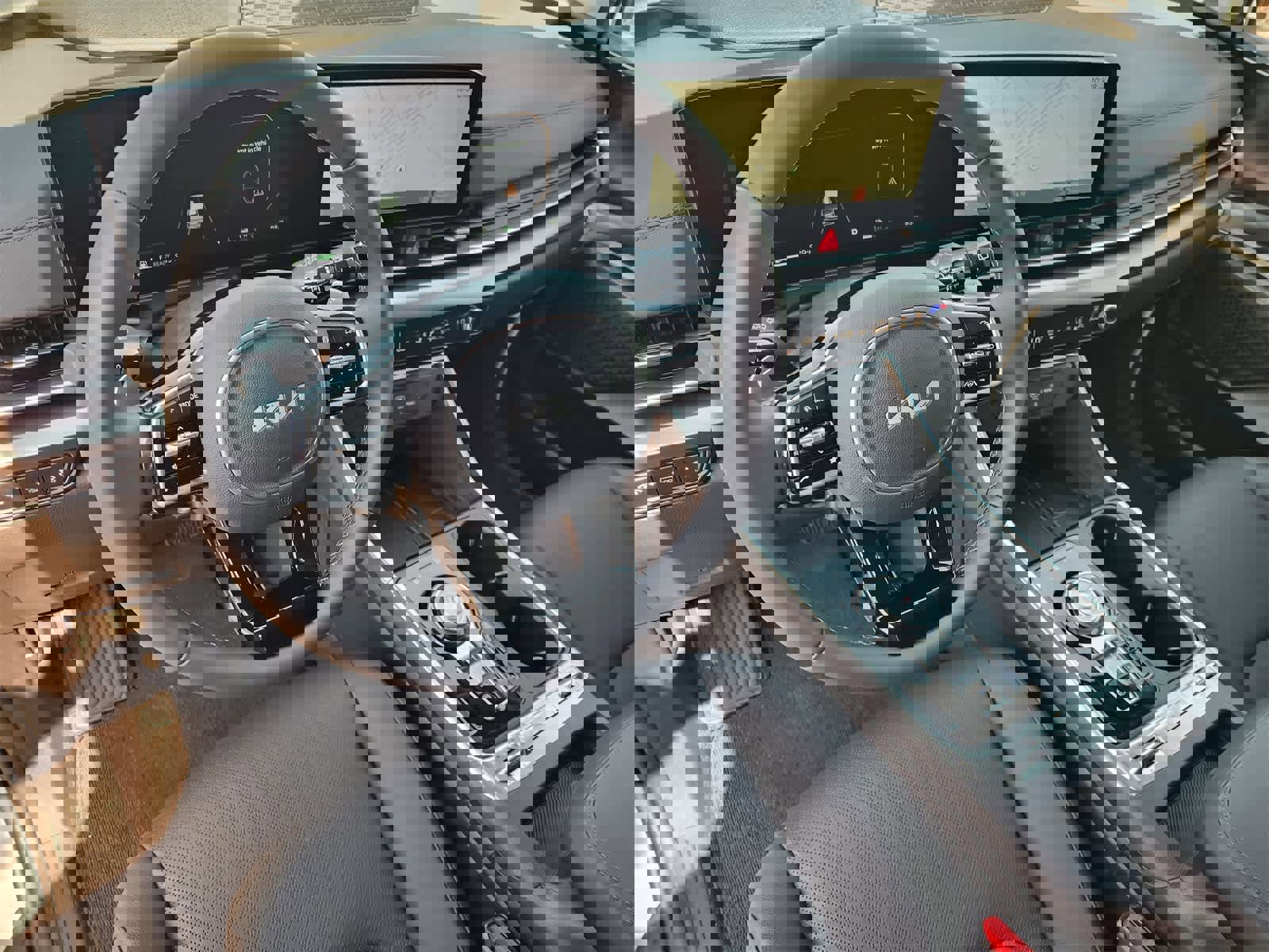 New 2026 Kia Carnival SX Prestige image 2