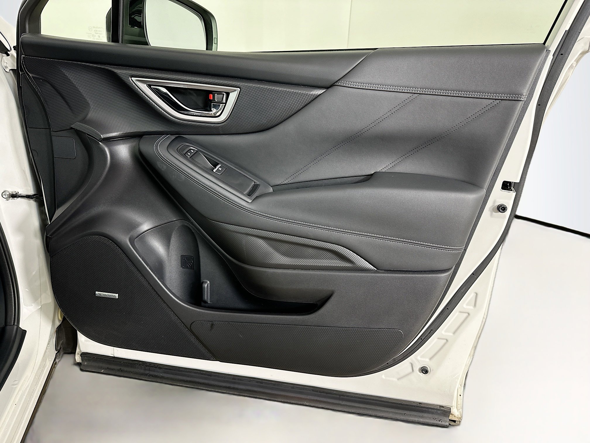 Used 2019 Subaru Forester Touring image 34