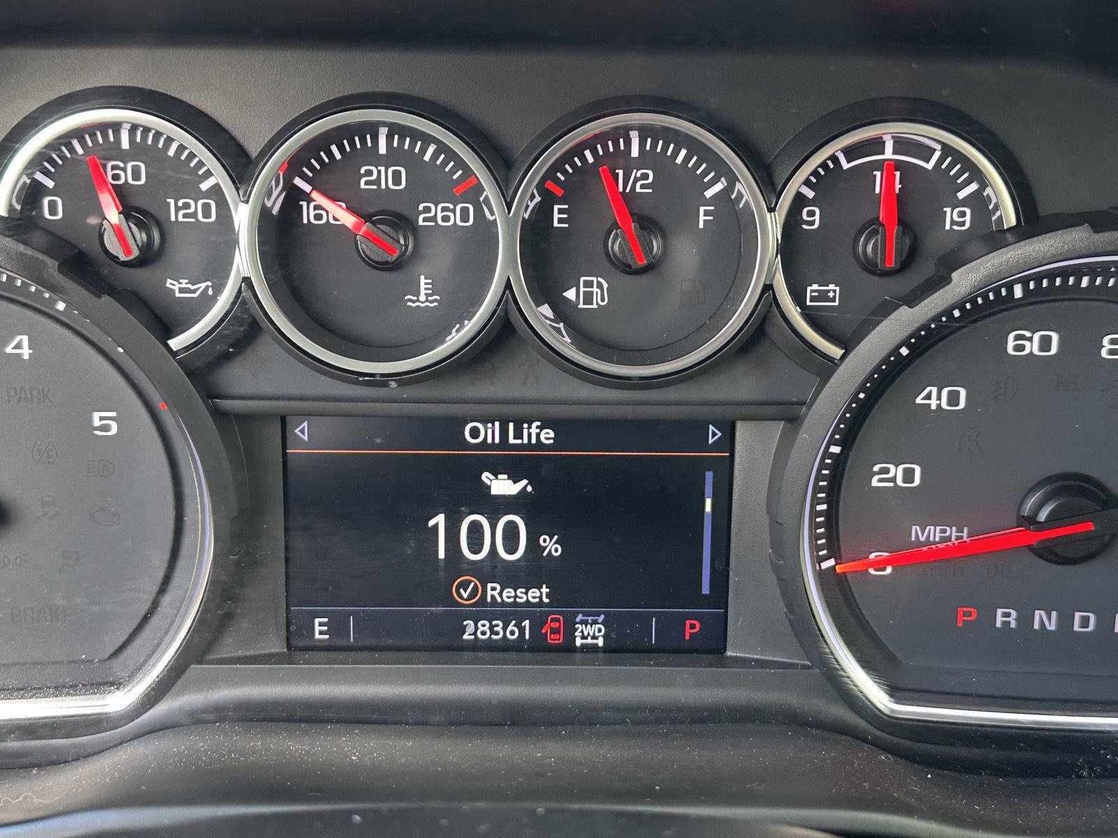 Used 2023 Chevrolet Silverado 2500 LT image 28