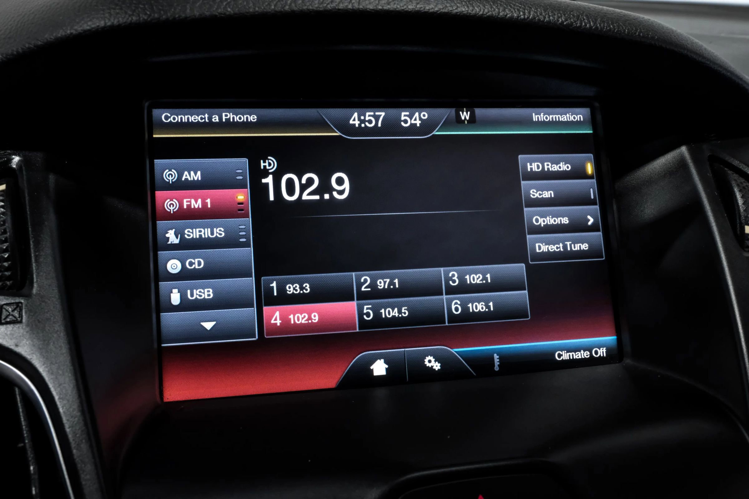 Used 2015 Ford Focus ST w/ Equipment Group 401A image 37