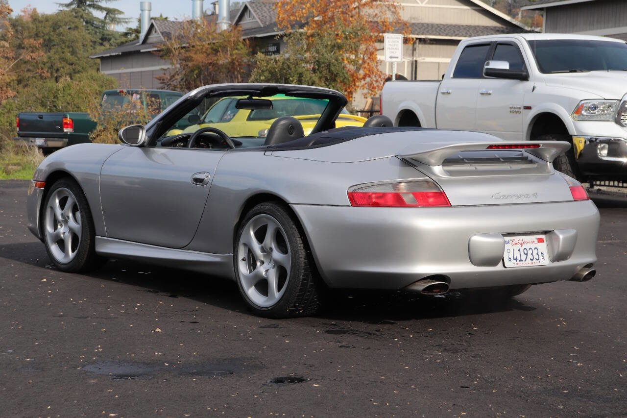 Used 2003 Porsche 911 Carrera 4 image 6