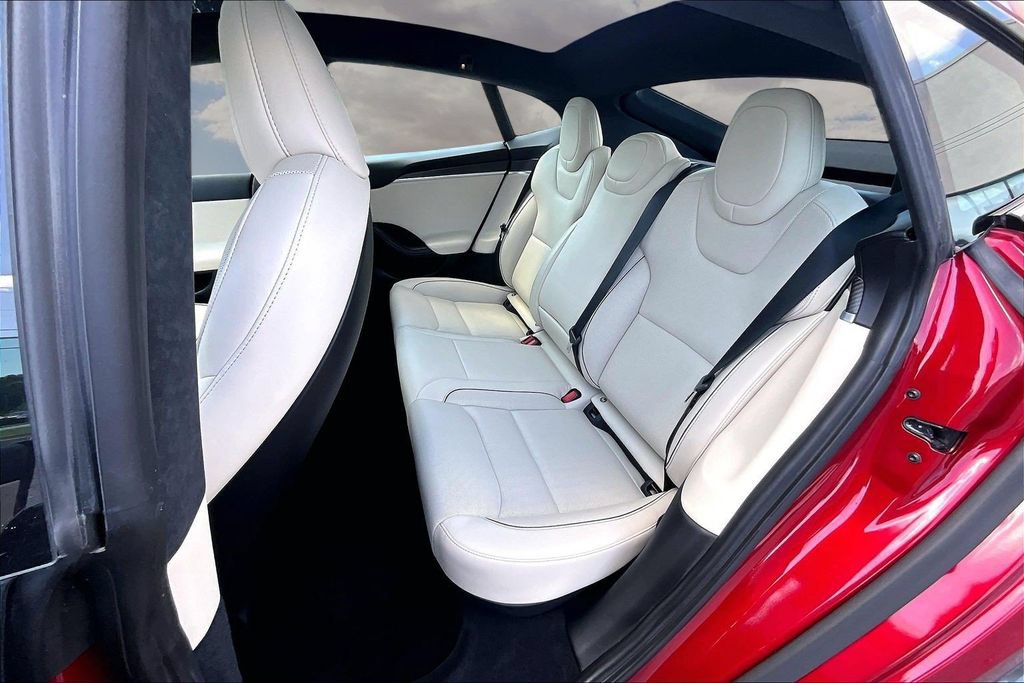 Used 2023 Tesla Model S Plaid AWD/4WD image 22