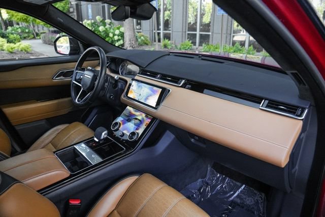 Used 2023 Land Rover Range Rover Velar HST AWD/4WD image 27
