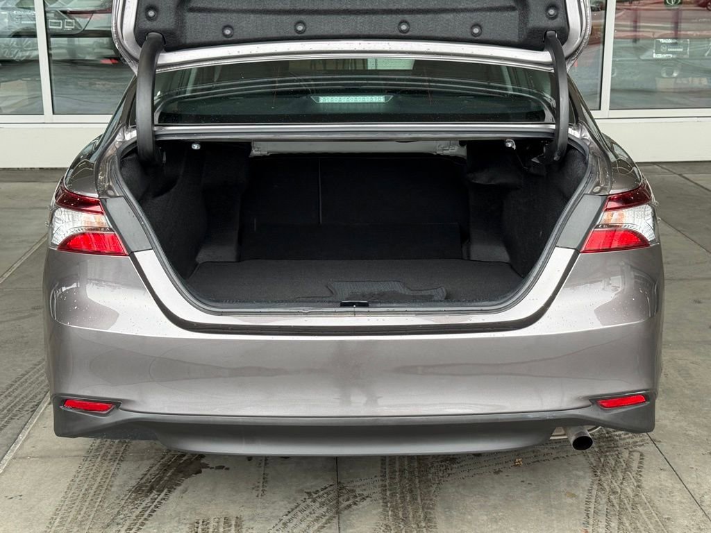 Used 2024 Toyota Camry LE image 14