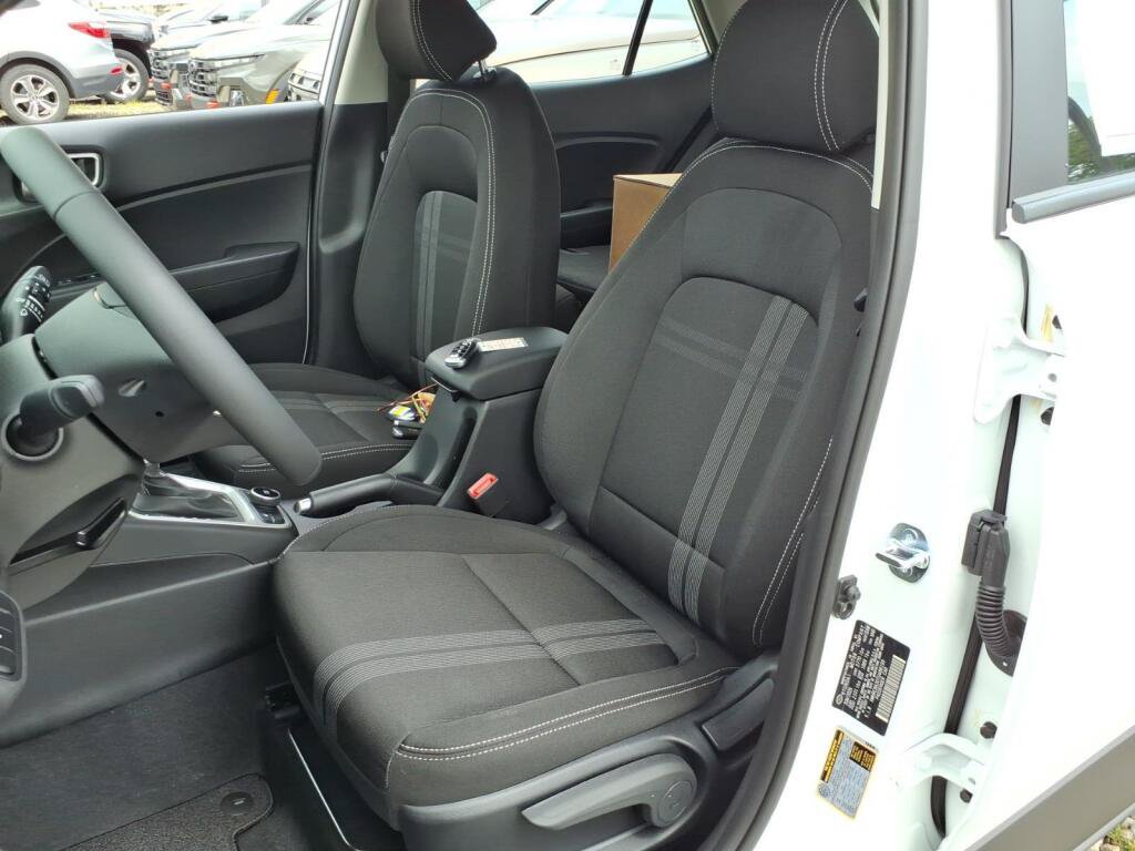 New 2026 Hyundai Venue SEL FWD image 5