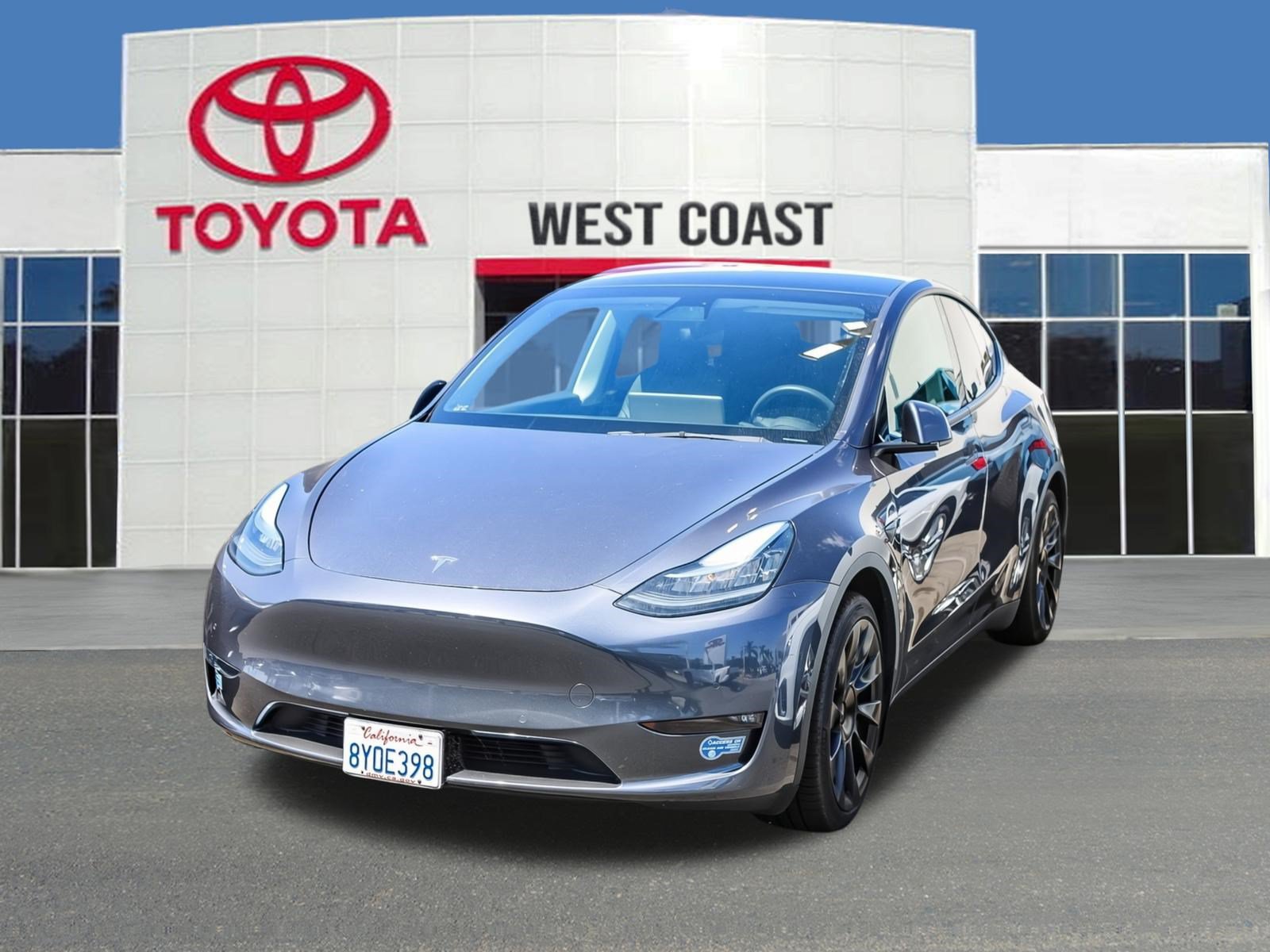 Used 2021 Tesla Model Y Long Range AWD/4WD image 1