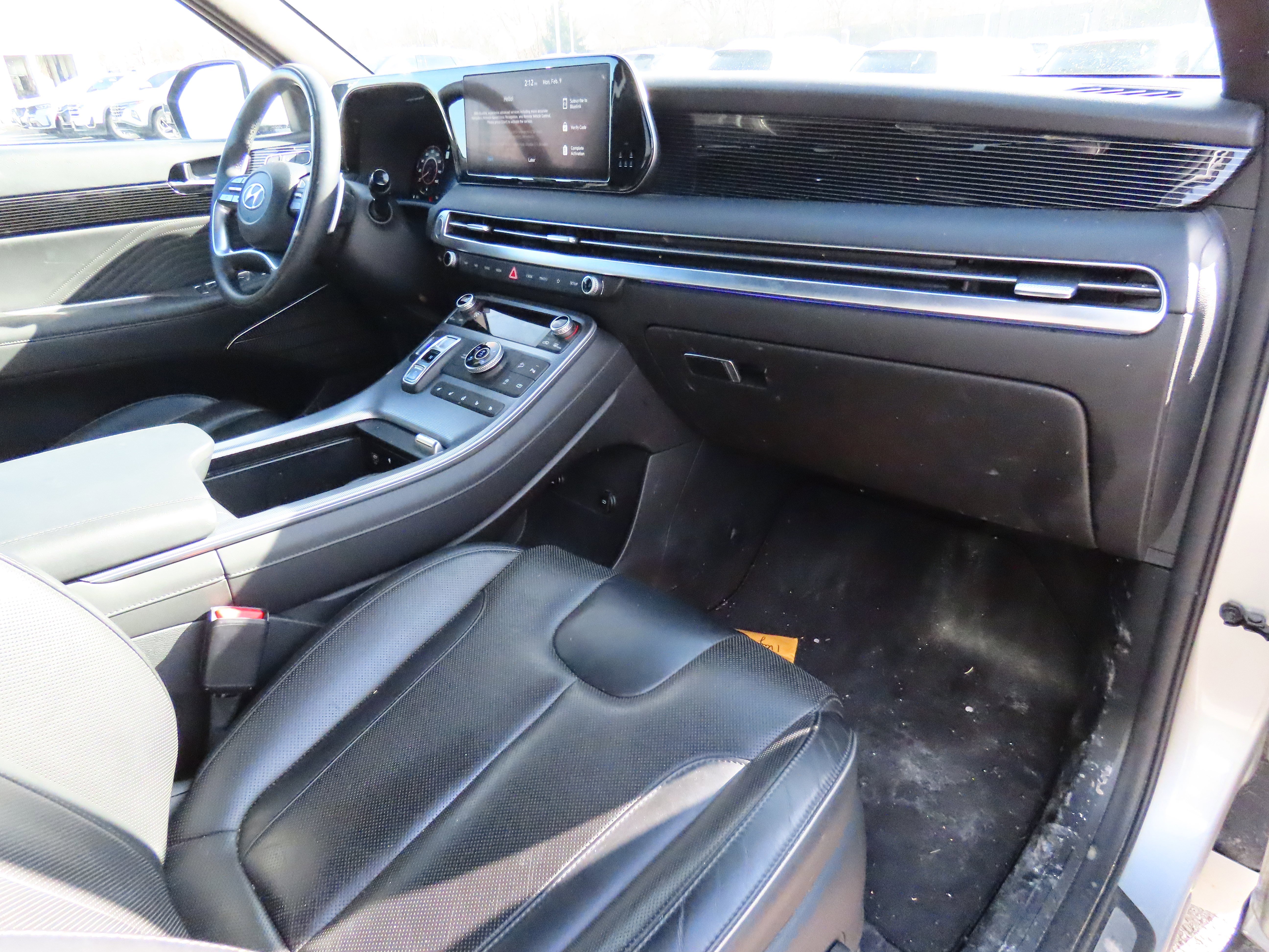 Used 2023 Hyundai Palisade Calligraphy image 10