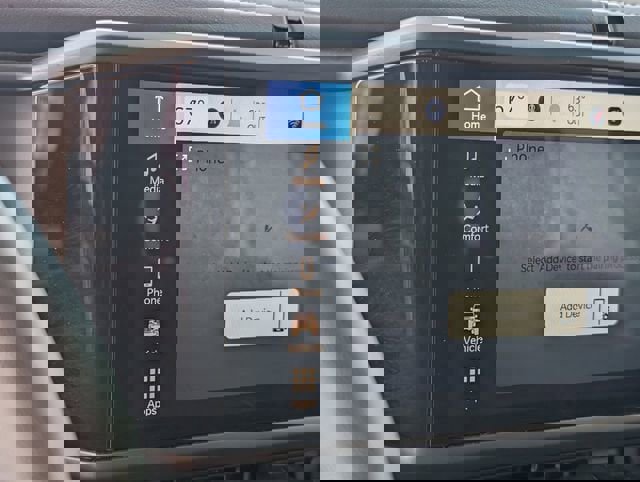 Used 2025 Jeep Wrangler Unlimited Rubicon image 15