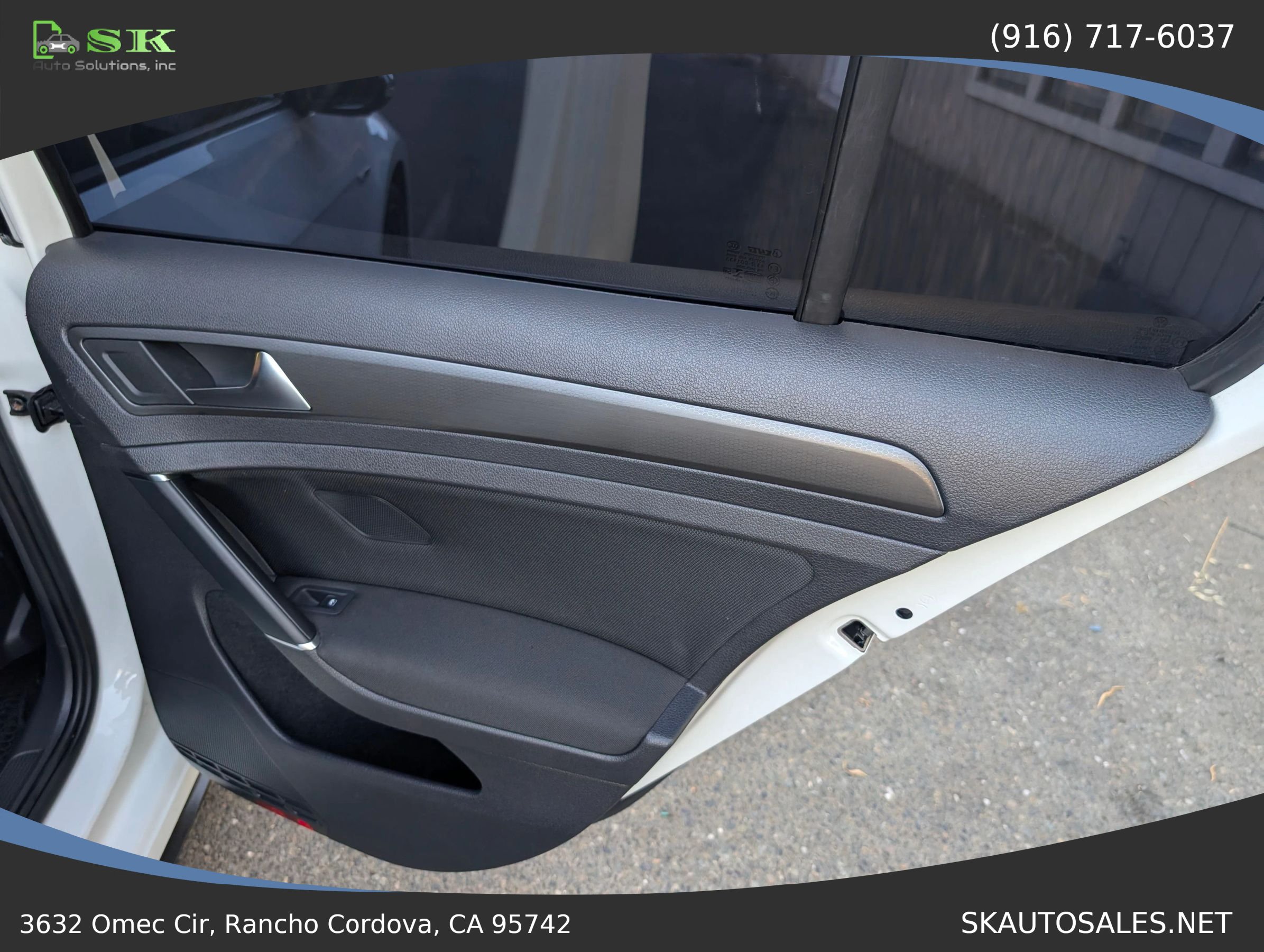 Used 2019 Volkswagen GTI S FWD image 28