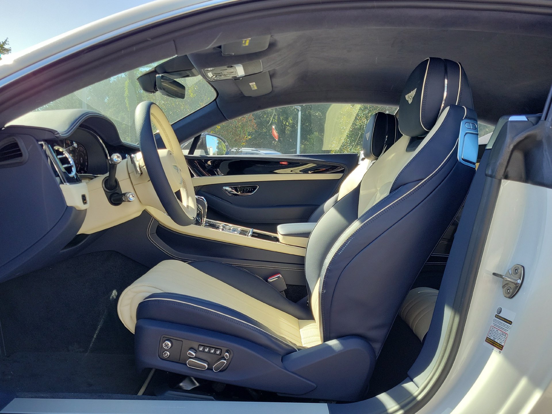 New 2026 Bentley Continental GT AWD/4WD image 30