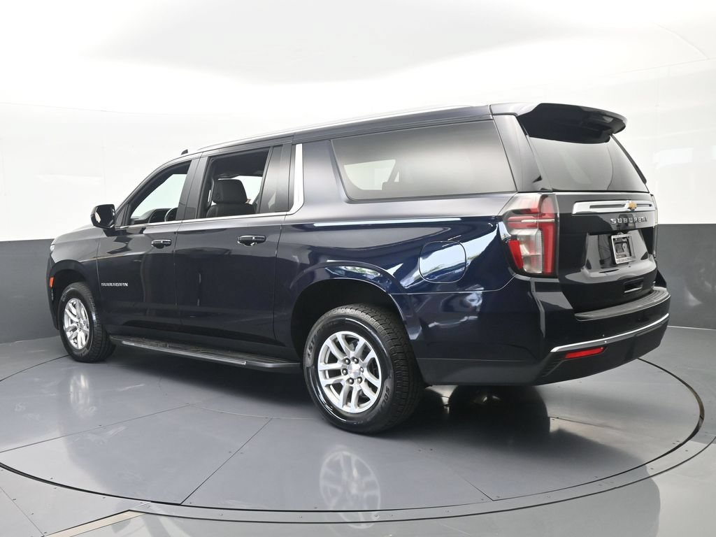 Used 2024 Chevrolet Suburban LT AWD/4WD image 4