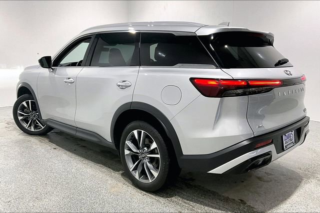 Used 2023 INFINITI QX60 Luxe image 4