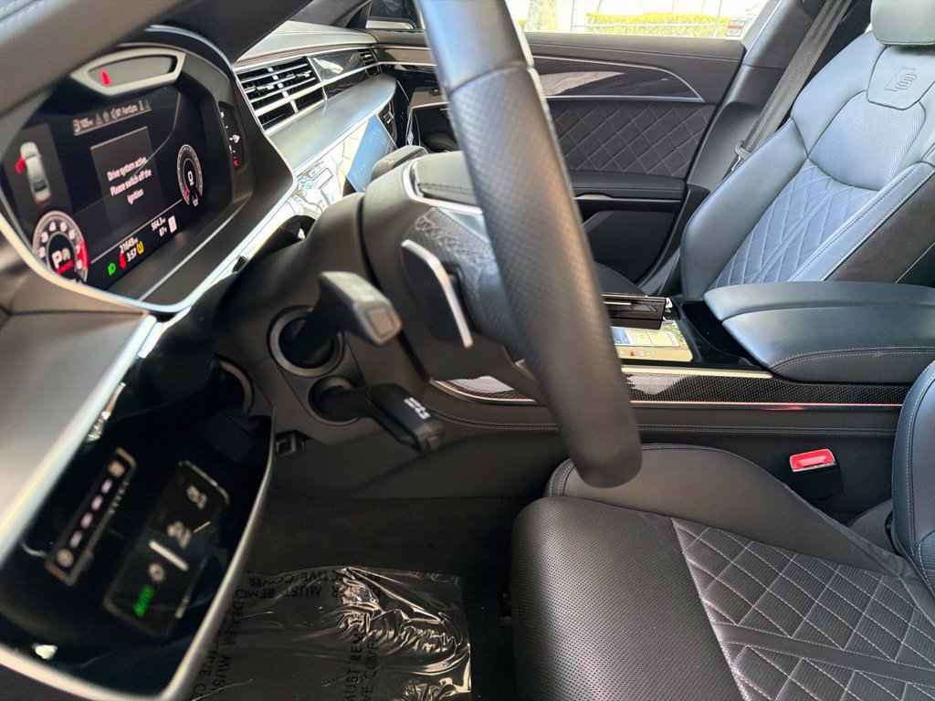 Used 2025 Audi S8 w/ Executive Package AWD/4WD image 54