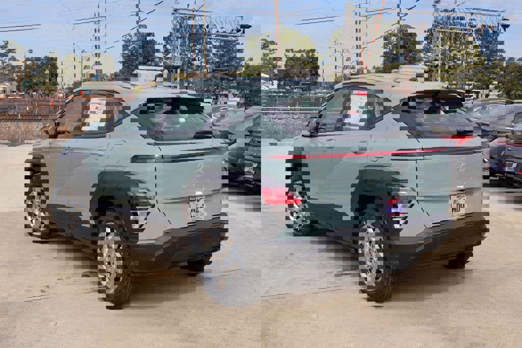 New 2026 Hyundai Kona SE image 2