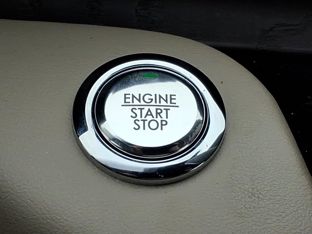 Used 2023 Lincoln Aviator Reserve w/ Equipment Group 201A image 21