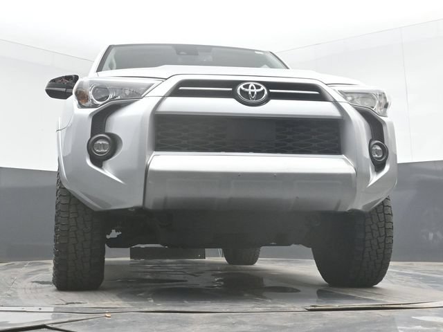 Used 2021 Toyota 4Runner TRD Off-Road AWD/4WD image 41