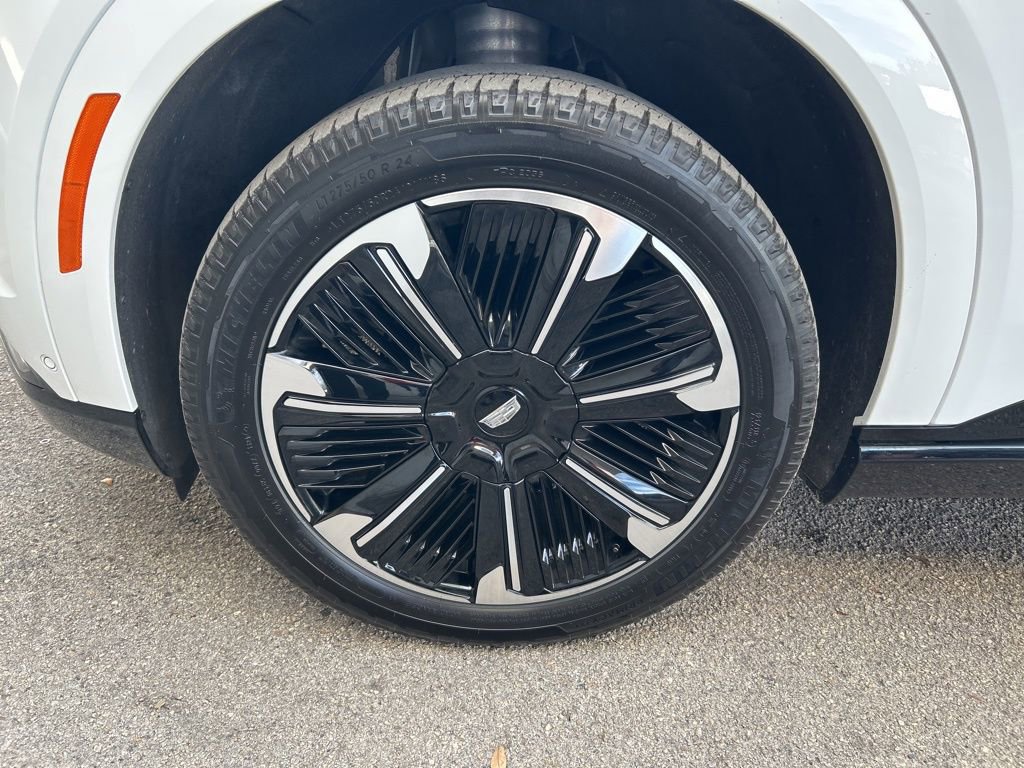 Used 2025 Cadillac Escalade IQ Sport 2 image 18