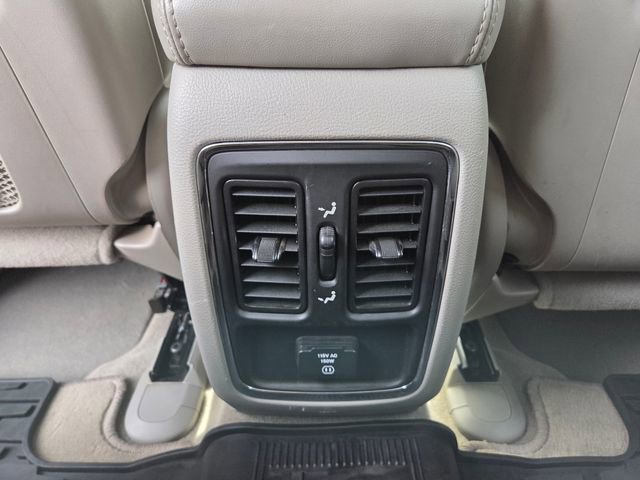 Used 2011 Jeep Grand Cherokee Laredo AWD/4WD image 47