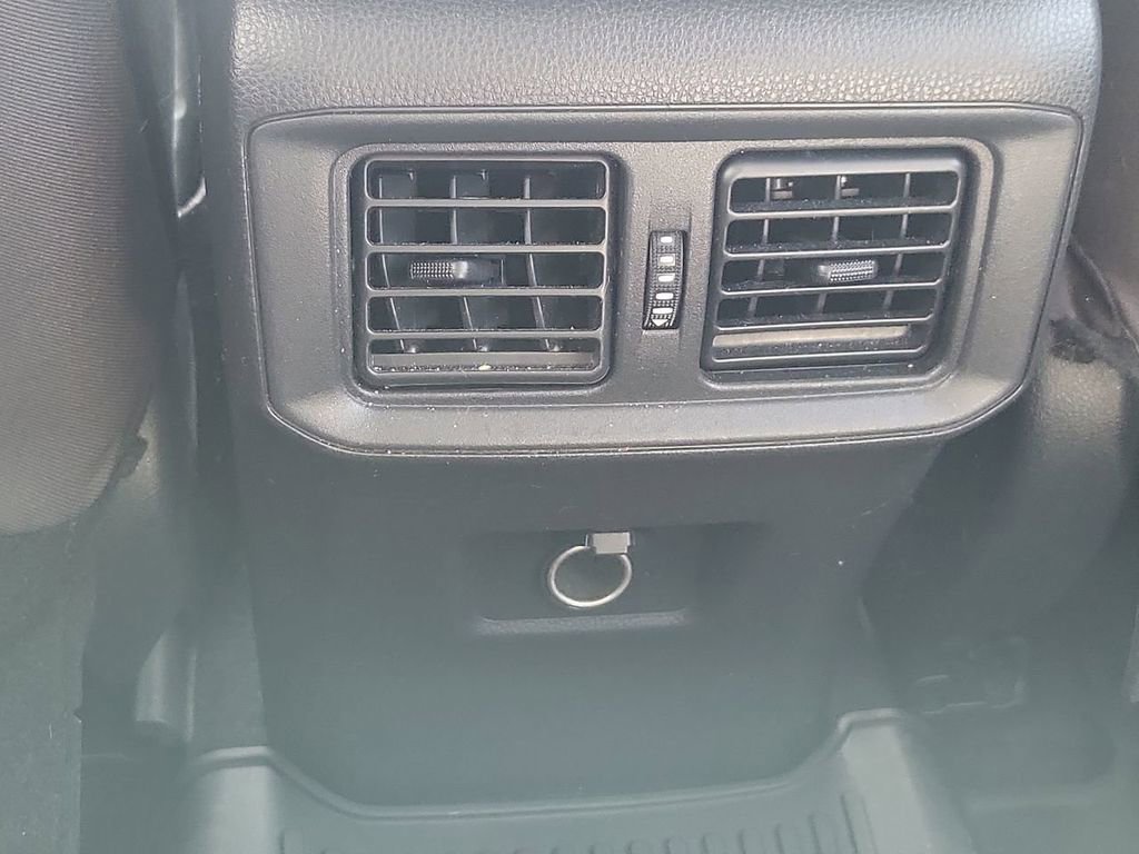 Used 2023 Toyota RAV4 LE image 26