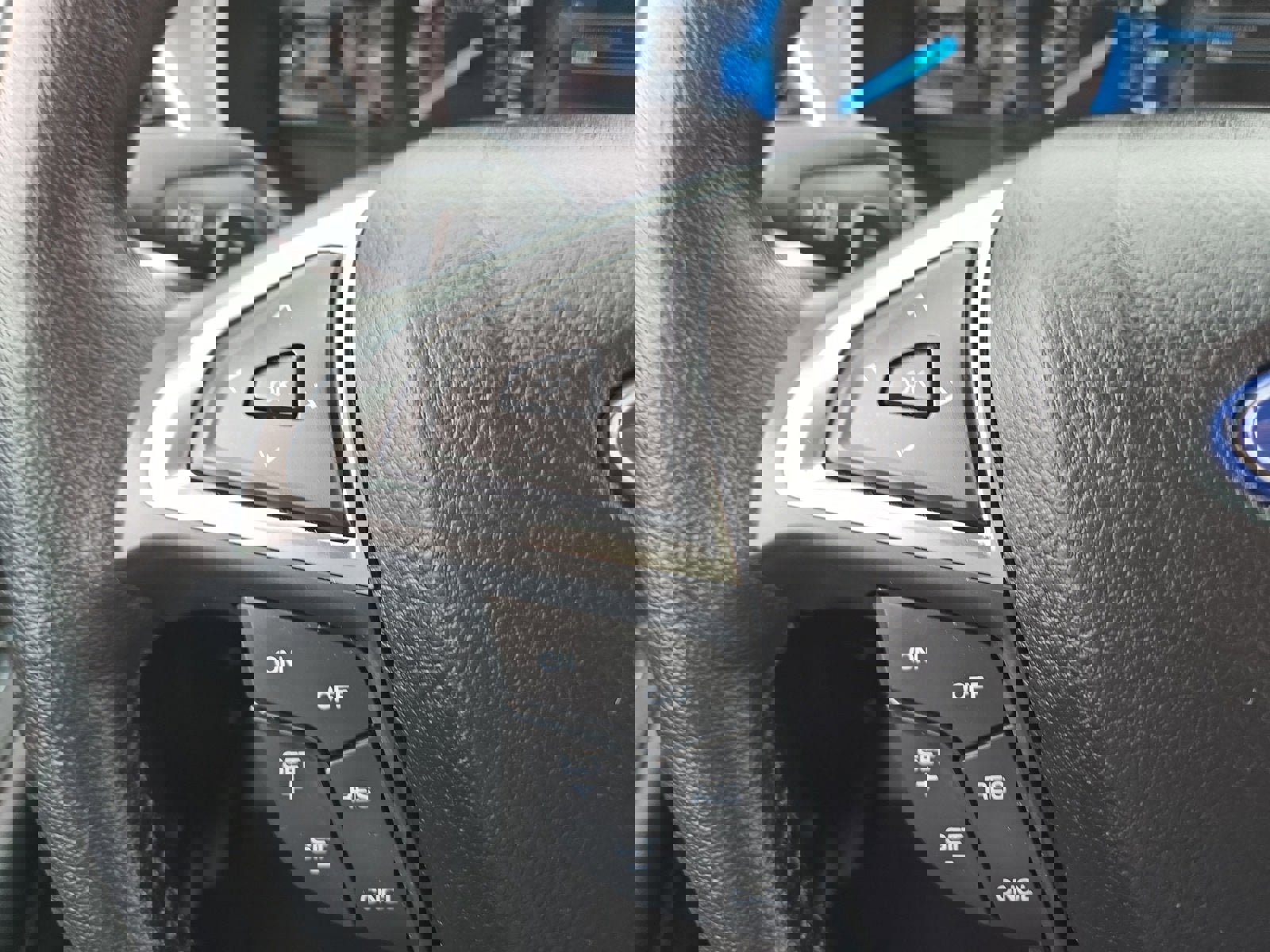 Used 2023 Ford Edge SEL w/ Convenience Package image 14