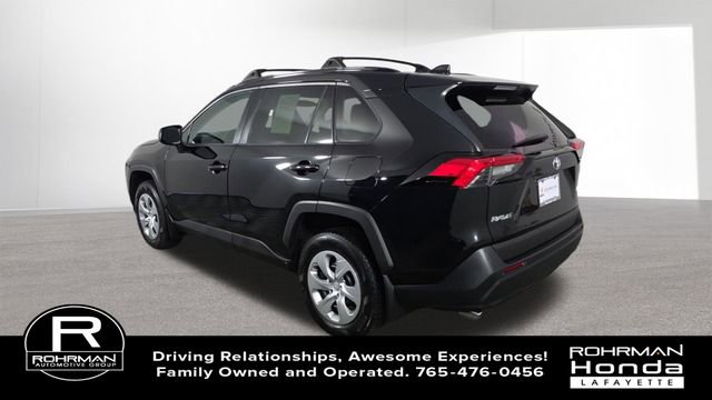 Used 2021 Toyota RAV4 LE AWD/4WD image 7