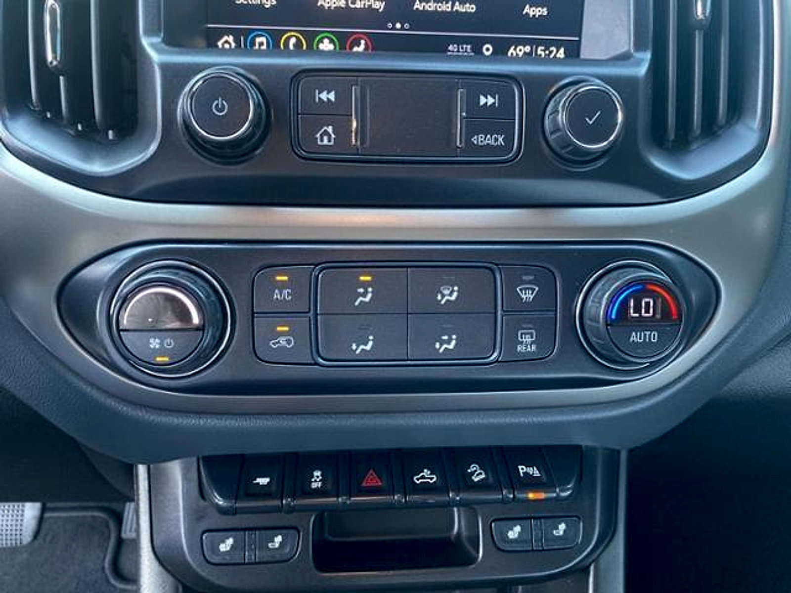 Used 2021 Chevrolet Colorado Z71 RWD image 32