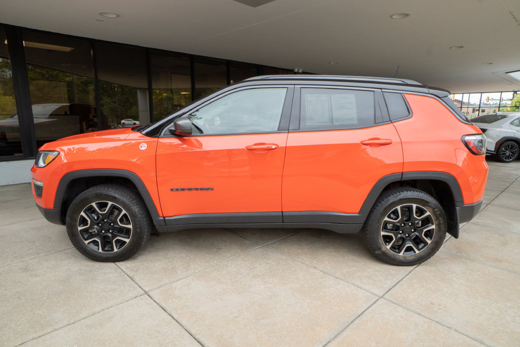 Used 2021 Jeep Compass Trailhawk w/ Sun and Sound Group AWD/4WD image 4