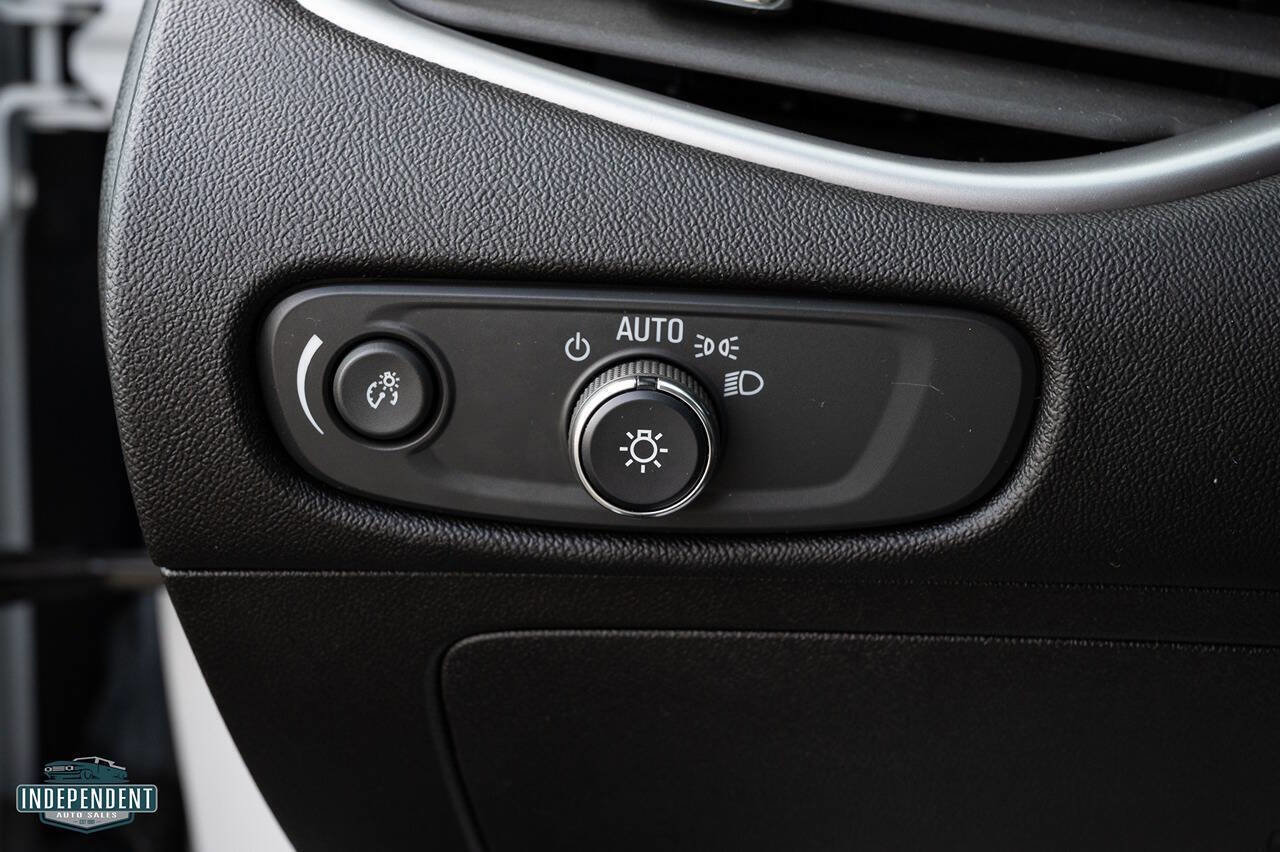 Used 2022 Chevrolet Malibu LT image 20