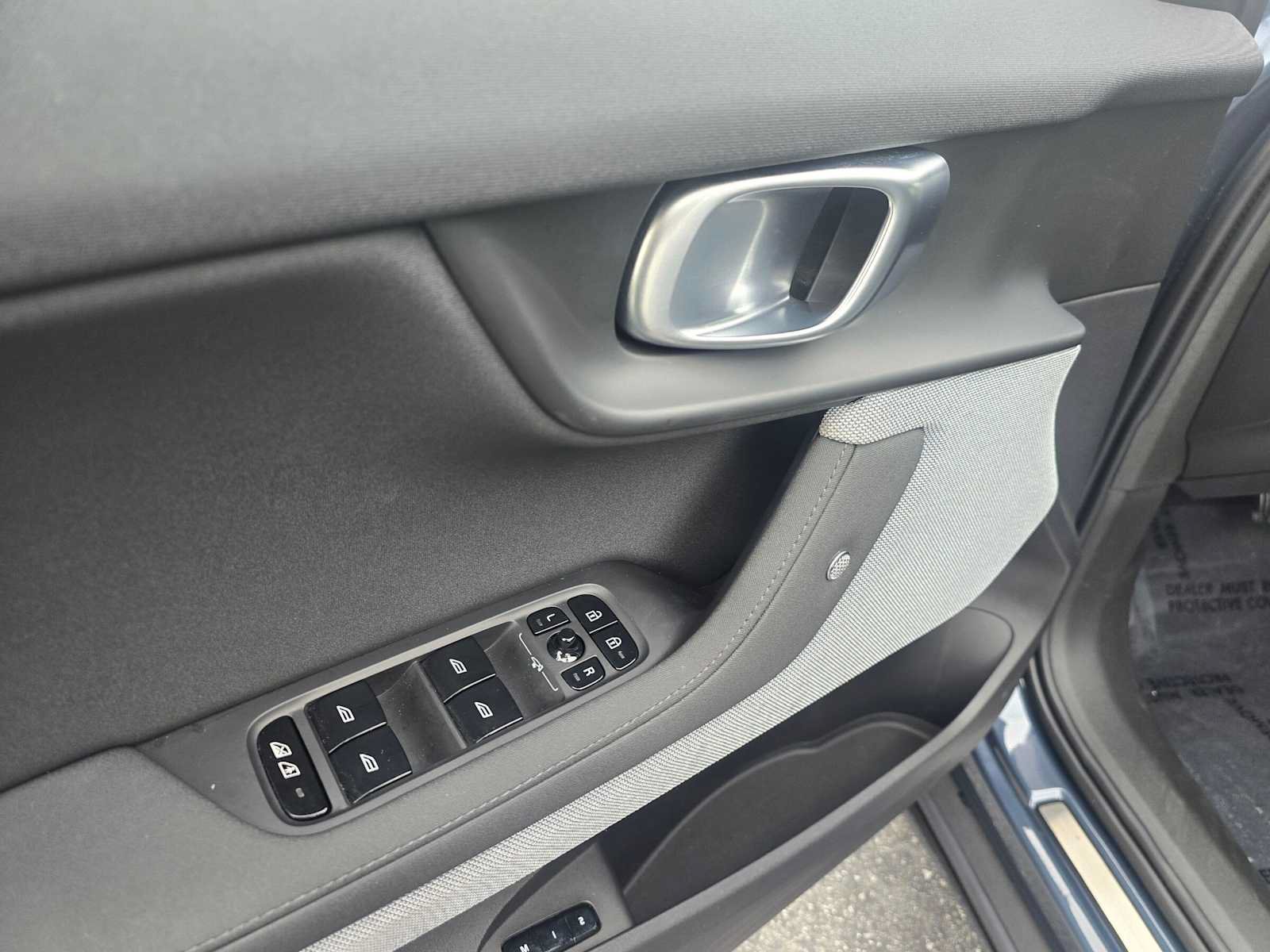Used 2024 Polestar Polestar 2 w/ Pilot Pack RWD image 23