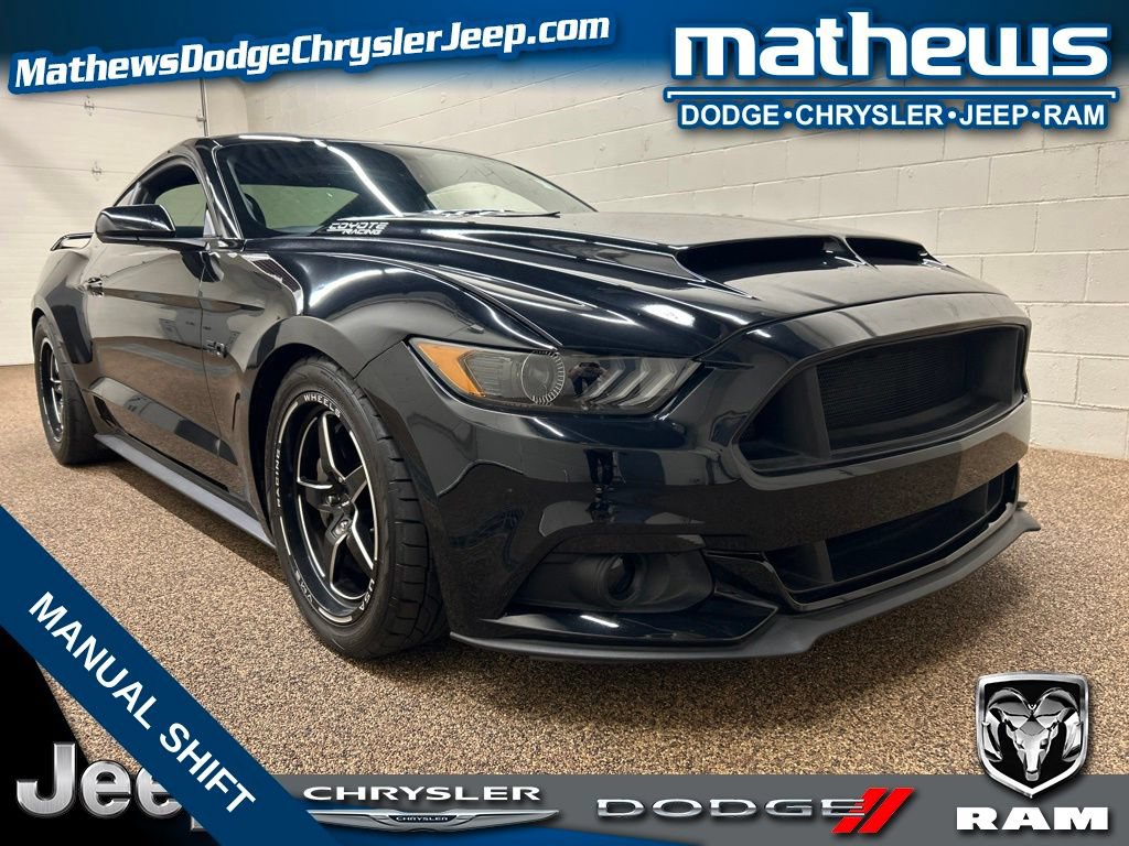 Used 2017 Ford Mustang GT w/ Black Accent Package RWD image 1
