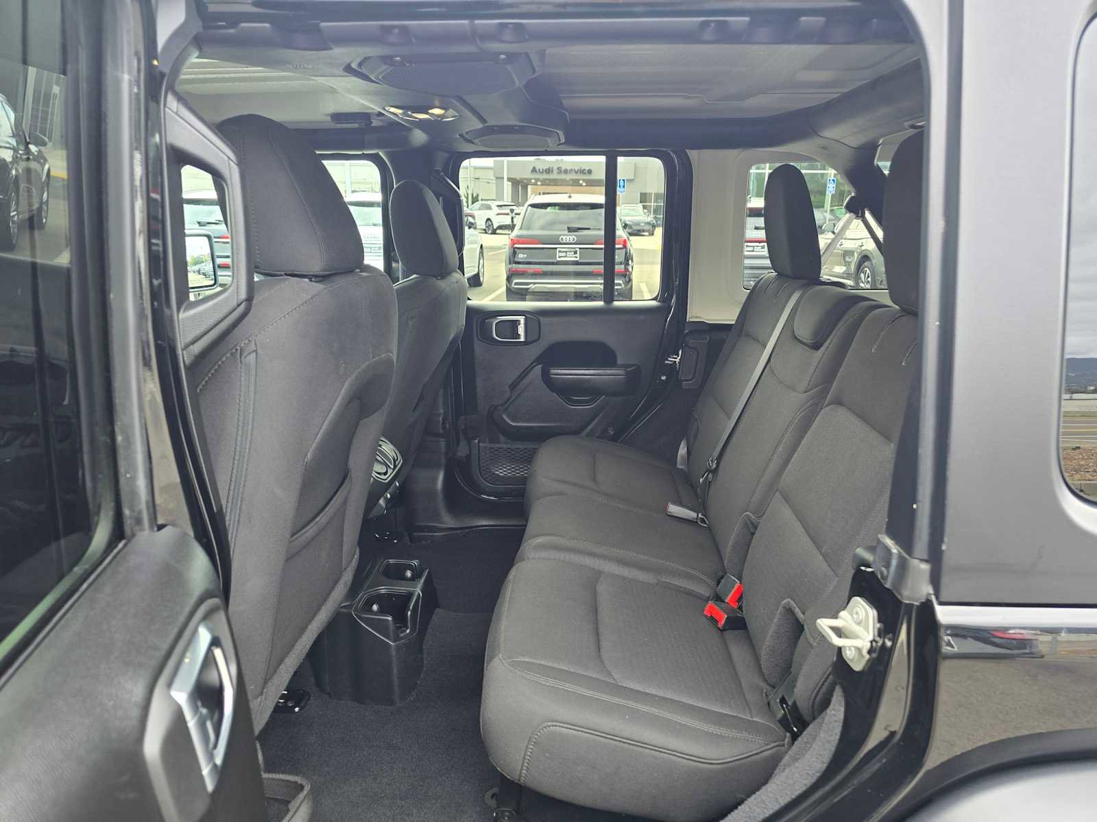 Used 2023 Jeep Wrangler Sport S image 19