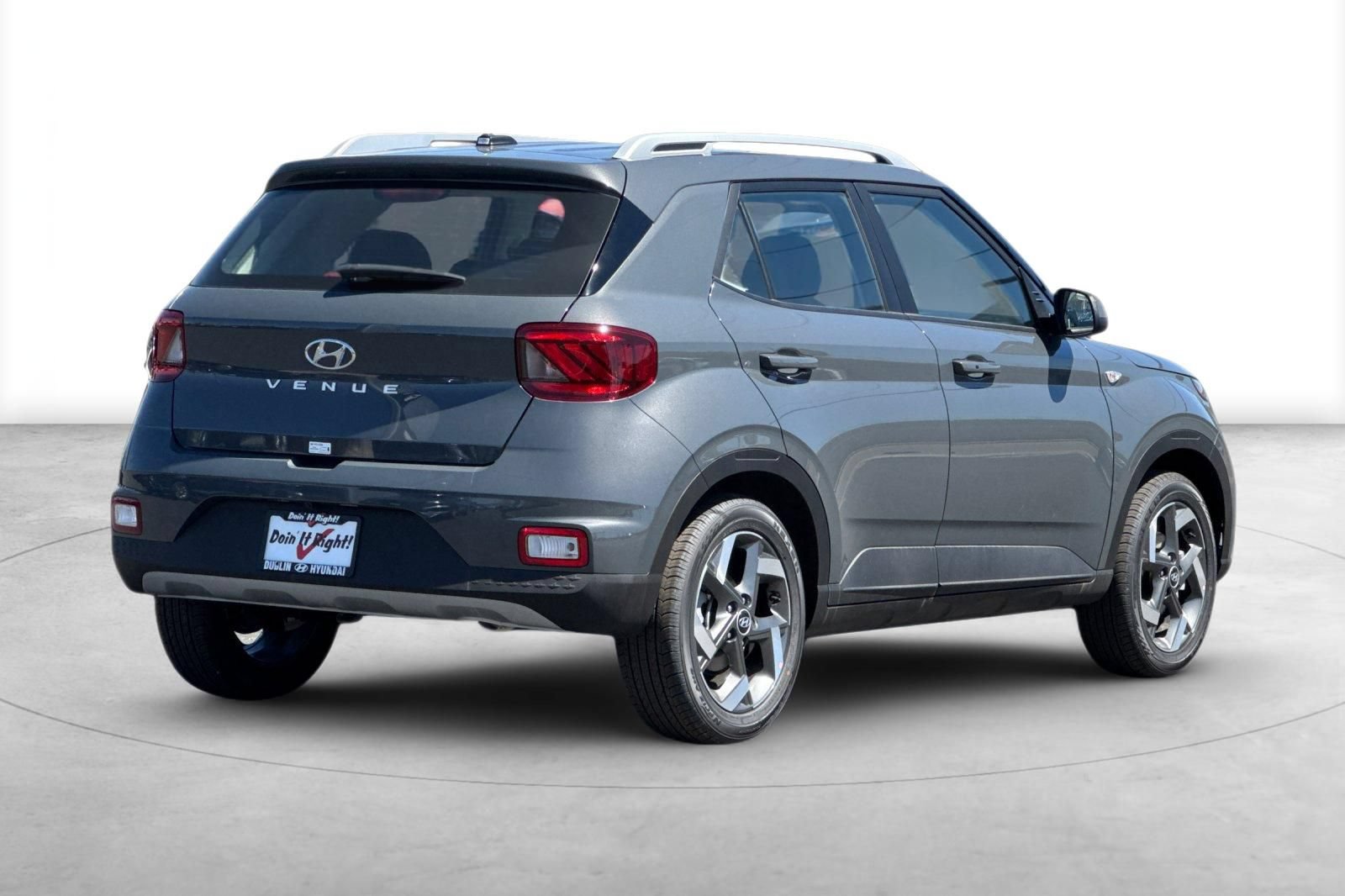 New 2026 Hyundai Venue SEL FWD image 6